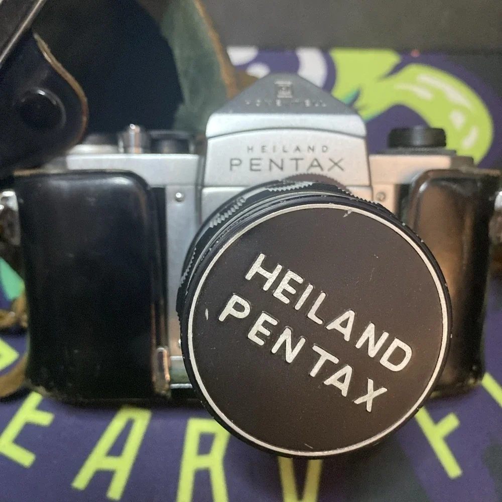 Vintage Honeywell Pentax H3 35mm Film Camera  with Leather Case  B2